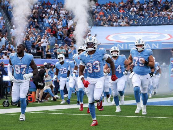 Aug 29, 2026; Nashville, Tennessee, USA; The Tennessee Titans take the field prior to the NFL, American Football Herren, USA preseason game between the Chicago Bears and the Tennessee Titans at Nissan Stadium (Nashville). Mandatory Credit: -Cal Media Nashville USA - ZUMAc04_ 20260829_zma_c04_217 Copyright: xStephenxFurstx