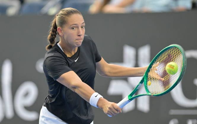 Monterrey Open tennis tournament Diane Parry of France in action against Elise Mertens of Belgium during the women s singles final of the Monterrey Open in Monterrey, Mexico, 29 August 2026. Monterrey Mexico  Copyright: xMIGUELxSIERRAx