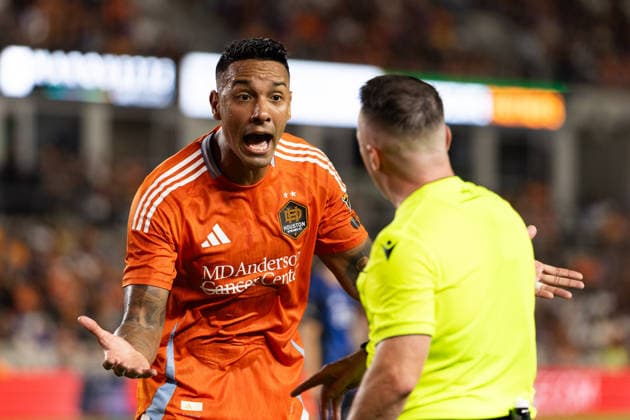 August 29, 2026, Houston, Texas, USA: Houston Dynamo FC defender ANTONIO CARLOS (3) argues a call after colliding with San Jose Earthquakes midfielder JAMAR RICKETTS (2) during the second half of an MLS, Fussball Herren, USA match against the Houston Dynamo on August 29, 2026, at Shell Energy Stadium in Houston, Texas. Houston USA - ZUMAg287 20260829_zsp_g287_016 Copyright: xMatthewxGuzmanx