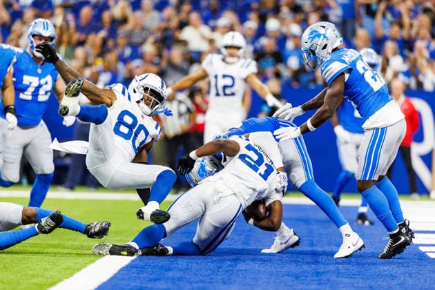 Aug 29, 2026; Indianapolis, Indiana, USA; Indianapolis Colts running back Dj Giddens (21) carries the ball for a touchdown during NFL, American Football Herren, USA preseason game action between the Indianapolis Colts and the Detroit Lions at Lucas Oil Stadium. Mandatory Credit: -Cal Media Indianapolis USA - ZUMAc04_ 20260829_zma_c04_261 Copyright: xJohnxMersitsx