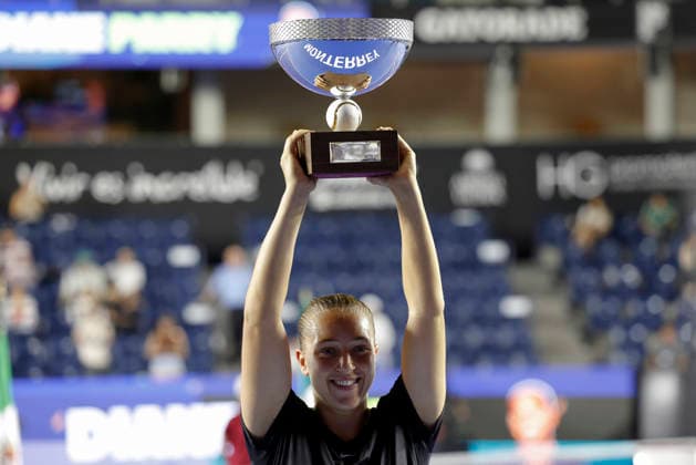 August 29, 2026, Monterrey, Nuevo Leon, Mexico: Diane Parry (FRA) celebrates the championship during the Monterrey Open WTA, Tennis Damen 500 final upon defeating Elise Mertens (BEL) at the GNP Stadium in Monterrey, Nuevo Leon. Parry won 6:4, 0:6, 6:3. Monterrey Mexico - ZUMAo125 20260829_zip_o125_023 Copyright: xAntonioxOjedax