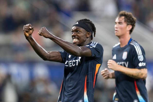 SAN DIEGO, CA - AUGUST 29: San Diego FC defender Manu Duah (26) celebrates a goal during a MLS, Fussball Herren, USA match between LA Galaxy and San Diego FC on August 29, 2026 at Snapdragon Stadium in San Diego, CA. (Photo by Karl Anderson Icon Sportswire)1 SOCCER: AUG 29 MLS San Diego FC vs LA Galaxy EDITORIAL USE ONLY Icon272260829001