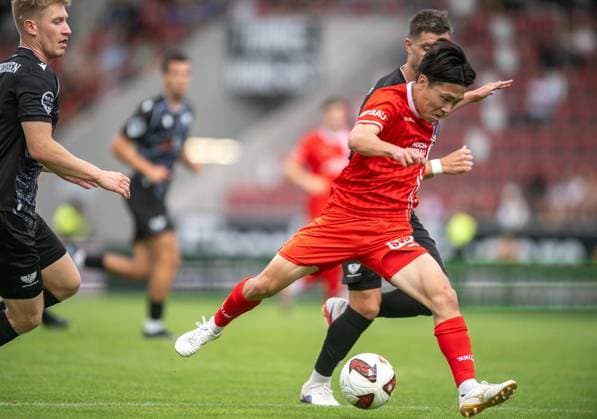 SOCCER REGIONAL LEAGUE NORTHEAST 2026–2027 SEASON, MATCHDAY 7: FC ROT WEISS ERFURT vs. BFC PREUSSEN ** FOR EDITORIAL PURPOSES ONLY ** EDITORIAL USE ONLY ** p 29 08 2026 Erfurt Soccer Northeast Regional League Matchday 7, 2026–2027 Season, Steigerwaldstadion, FC Rot-Weiss Erfurt vs. BFC Preussen; pictured: Hinata Gonda, 34, FC Rot-Weiss Erfurt, Germany, Thuringia, Erfurt. Copyright SaschaxFromm Copyright: SaschaxFromm doc87dl7b1gcv9aah5td28 ,EDITORIAL USE ONLY Copyright: SaschaxFromm