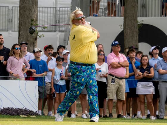 GRAND BLANC, MI - AUGUST 29: John Daly of United States of America tee™s off the 18th tee box during the second round of the PGA, Golf Herren TOUR Champions The Ally Challenge on August 29, 2026, at Warwick Hills Golf and Country Club in Grand Blanc, Michigan. (Photo by Joseph Weiser Icon Sportswire) GOLF: AUG 29 PGA TOUR Champions The Ally Challenge EDITORIAL USE ONLY Icon260829014