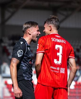 SOCCER REGIONAL LEAGUE NORTHEAST 2026–2027 SEASON, MATCHDAY 7: FC ROT WEISS ERFURT vs. BFC PREUSSEN ** FOR EDITORIAL PURPOSES ONLY ** EDITORIAL USE ONLY ** p August 29, 2026 Erfurt Soccer Northeast Regional League Matchday 7, 2026–2027 Season Steigerwaldstadion FC Rot-Weiss Erfurt vs. BFC Preussen in the photo: Til Linus Schwarz 3 FC Rot-Weiss Erfurt in a dispute with Oliver Maric 8 BFC Preussen Germany Thuringia Erfurt Copyright SaschaxFromm Copyright: SaschaxFromm doc87dkz0oqu5epsm51cvq ,EDITORIAL USE ONLY Copyright: SaschaxFromm