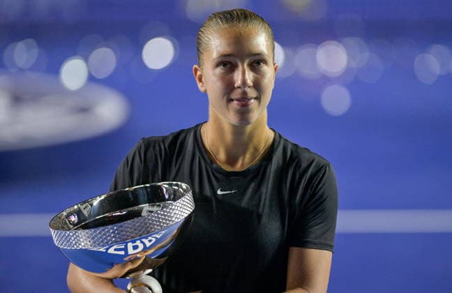 Monterrey Open tennis tournament Diane Parry of France poses with the champion’s trophy after defeating Elise Mertens of Belgium during the women s singles final of the Monterrey Open tennis tournament in Monterrey, Mexico, 29 August 2026. Monterrey Mexico  Copyright: xMIGUELxSIERRAx