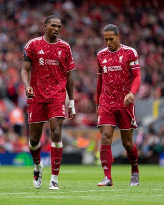 Liverpool v Nottingham Forest FC - Premier League 2026 27 Jeremy Jacquet (left) and Virgil van Dijk of Liverpool during the Premier League match between Liverpool and Nottingham Forest at Anfield in Liverpool, on August 29, 2026. Liverpool Merseyside United Kingdom  Copyright: xMIxNewsx originalFilename:fletcher-liverpoo260829_npgxE.jpg