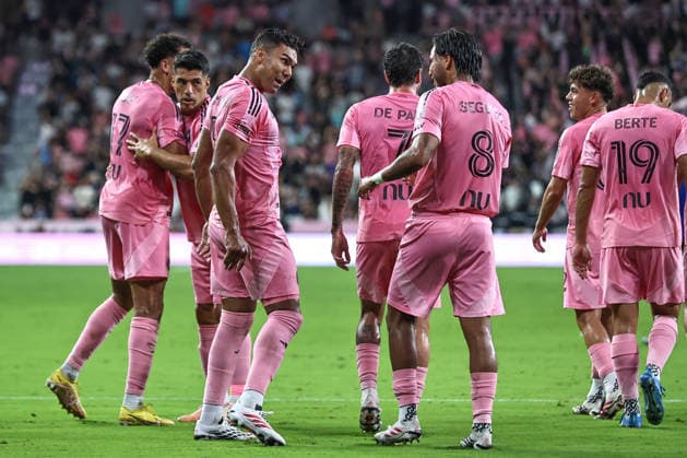 August 29, 2026, Miami, Florida, USA: CASEMIRO (5) and TELASCO SEGOVIA (8) of Inter Miami CF celebrate a goal together during a MLS, Fussball Herren, USA soccer match between Inter Miami CF and CF Montreal Miami USA - ZUMAa257 20260829_zsp_a257_024 Copyright: xChrisxArjoonx