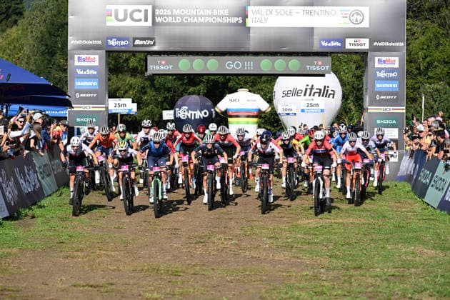 XCO Olympic Cross-Country - Women Under 23 The mass start of the UCI MTB World Championship, WM, Weltmeisterschaft - Val di Sole 2026 - XCO Olympic Cross-Country - Women Under 23 category race in Val di Sole, Trento, Italy, on August 30, 2026. Commezzadura Trentino Italy  Copyright: xRobertoxTommasinix originalFilename:tommasini-ucimtbwo260830_npfLn.jpg