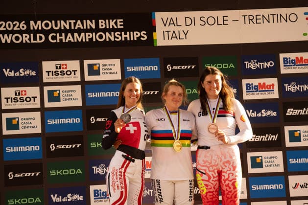 IPA87930617 - HOLL Valentina, BAUMANN Lisa, and HARNDEN Harriet during the Elite Women s Downhill race at the Val di Sole UCI Mountain Bike World Championships—the DHI race at Val di Sole Downhill—on August 29, 2026.  Copyright: xFabioxAverna IPAxSportx xx 87930617