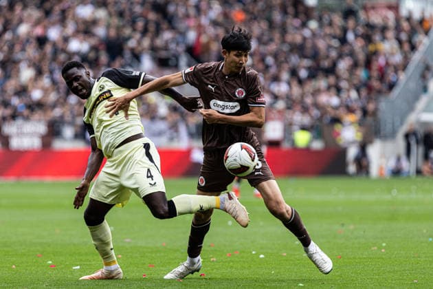 2. Fußball Bundesliga: FC St. Pauli - 1. FC Kaiserslautern; 30.08.2026 Maxwell Gyamfi (1. FC Kaiserslautern, 4), Taichi Hara (FC St. Pauli, 18) 2. Fußball Bundesliga 3.Spieltag: FC St. Pauli - 1. FC Kaiserslautern; Millerntor-Stadion, Hamburg, St. Pauli; 30.08.2026 DFL regulations prohibit any use of photographs as image sequences and or quasi video. *** 2 Bundesliga FC St. Pauli 1 FC Kaiserslautern August 30, 2026 Maxwell Gyamfi 1 FC Kaiserslautern, 4, Taichi Hara (FC St. Pauli), August 18, 2026, German Bundesliga, Matchday 3: FC St. Pauli 1–FC Kaiserslautern, Millerntor Stadium, Hamburg, St. Pauli, August 30, 2026. DFL regulations prohibit any use of photographs as image sequences and or quasi-video Copyright: xBEAUTIFULxSPORTS Buriakovx
