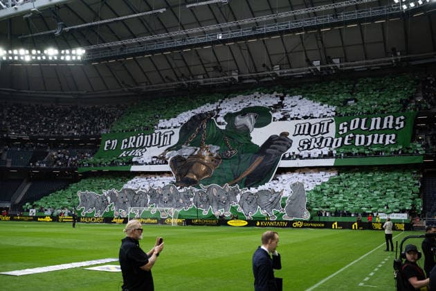 260830 Hammarbys supportrar med tifo inför fotbollsmatchen i Allsvenskan mellan AIK och Hammarby den 30 augusti 2026 i Stockholm. *** August 30, 2026: Hammarby fans displaying a tifo ahead of the Allsvenskan soccer match between AIK and Hammarby in Stockholm  Copyright: JESPERxZERMAN BB260830JZ005