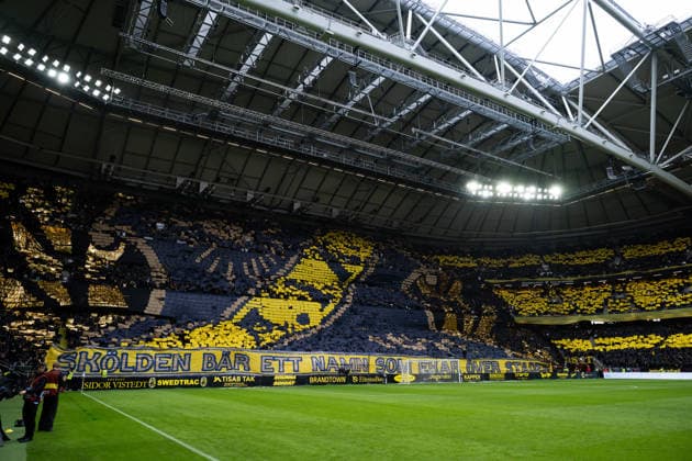 260830 AIKs supportrar med tifo inför fotbollsmatchen i Allsvenskan mellan AIK och Hammarby den 30 augusti 2026 i Stockholm. *** 260830 AIK fans displaying a tifo before the Allsvenskan soccer match between AIK and Hammarby on August 30, 2026, in Stockholm  Copyright: JESPERxZERMAN BB260830JZ006
