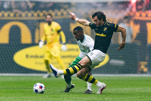 August 30, 2026: Hammarby s Paulos Abraham and AIK s Hervé Matthys during the Allsvenskan soccer match between AIK and Hammarby on August 30, 2026, in Stockholm  Copyright: CAISAxRASMUSSEN BB260830CR015