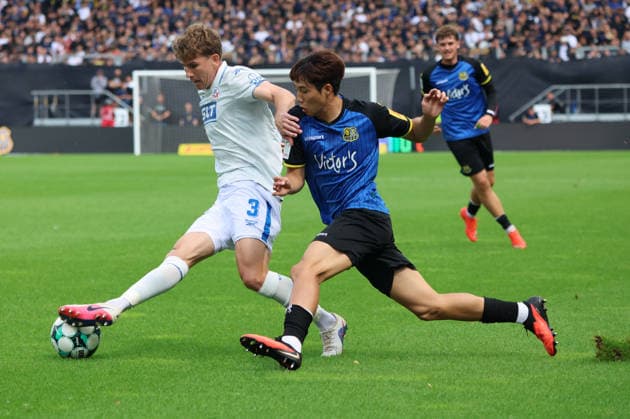August 30, 2026, Soccer, Men s, 3rd Division, 2026–2027 Season, 1. FC Saarbrücken vs. FC Hansa Rostock, Seung Joon Lee (1. FC Saarbrücken), Florian Bohnert (Hansa Rostock), Saarbrücken, Ludwigsparkstadion, Saarland, Germany, DEU Copyright: xSebastianxBachx