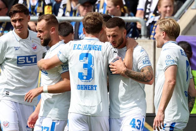 August 30, 2026, xrekx, Soccer 3rd Division, 1. FC Saarbrücken vs. Hansa Rostock: Goal celebration after Leon Dajaku scored the 0-1 goal for FC Hansa Rostock in Saarbrücken
