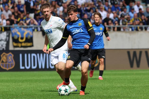 August 30, 2026, Soccer, Men s, 3rd Division, 2026–2027 Season, 1 FC Saarbrücken vs. FC Hansa Rostock, Alexander Staff (1 FC Saarbrücken), Jonas Dirkner (Hansa Rostock), Saarbrücken, Ludwigsparkstadion, Saarland, Germany, DEU Copyright: xSebastianxBachx