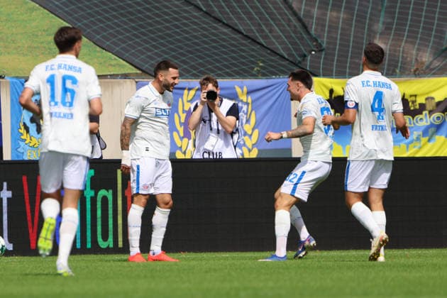 August 30, 2026, Soccer, Men s, 3rd Division, 2026–2027 Season, 1 FC Saarbrücken vs. FC Hansa Rostock, Goal celebration after the 0–1, Goal scorer: Leon Dajaku, Hansa Rostock vs. Saarbrücken, Ludwigsparkstadion, Saarland, Germany, DEU Copyright: xSebastianxBachx