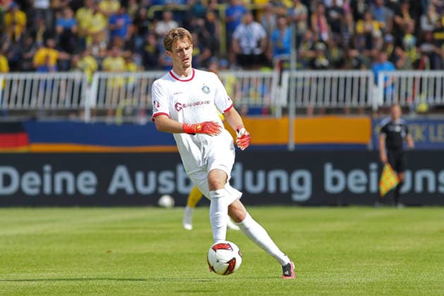 Soccer, Northeast Regional League: 1 FC Lok Leipzig vs. FC Erzgebirge Aue, August 30, 2026; Goalkeeper Justin Duda 16, Lok Leipzig Soccer, Northeast Regional League, 2026–2027 Season, Matchday 7: 1 FC Lok Leipzig vs. FC Erzgebirge Aue on August 30, 2026, at Bruno Plache Stadium, Leipzig Copyright: xBEAUTIFULxSPORTS JanxKaeferx