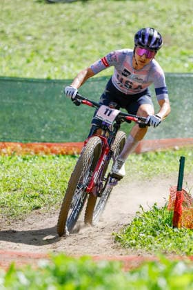 TRENTO, ITALY, AUGUST 30 — Gwendalyn Gibson of the United States in action during the UCI Mountain Bike World Championships — Women s Elite Cross-Country World Championships — at Val di Sole on August 30, 2026, in Trento, Italy. Trento, Val di Sole, Trento, Italy Copyright: xJustPictures.ch FrancescoxMinghettix jp-en-EuSpIm-JP6_FRM_UCIWC_GRLXCO_30Aug_000238