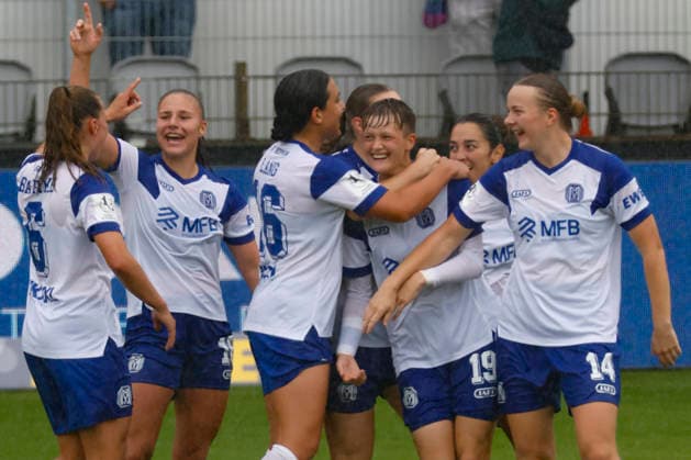 August 30, 2026, Hänsch Arena, Meppen, GER, 2. Bundesliga Women, SV Meppen vs. Eintracht Frankfurt II, Celebration after a goal by Sarah Dittrich, SV Meppen 19. DFL REGULATIONS PROHIBIT ANY USE OF PHOTOGRAPHS AS IMAGE SEQUENCES AND OR QUASI-VIDEO. Meppen, Lower Saxony, Hänsch Arena