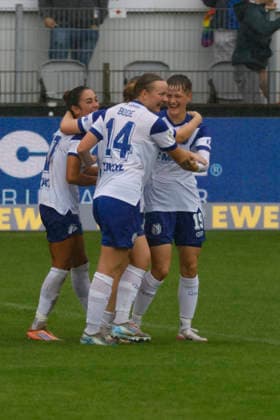August 30, 2026, Hänsch Arena, Meppen, GER, 2. Bundesliga (Women), SV Meppen vs. Eintracht Frankfurt II, Celebration after Sarah Dittrich scores a goal for SV Meppen 19 DFL REGULATIONS PROHIBIT ANY USE OF PHOTOGRAPHS AS IMAGE SEQUENCES AND OR QUASI-VIDEO Meppen, Lower Saxony, Hänsch Arena