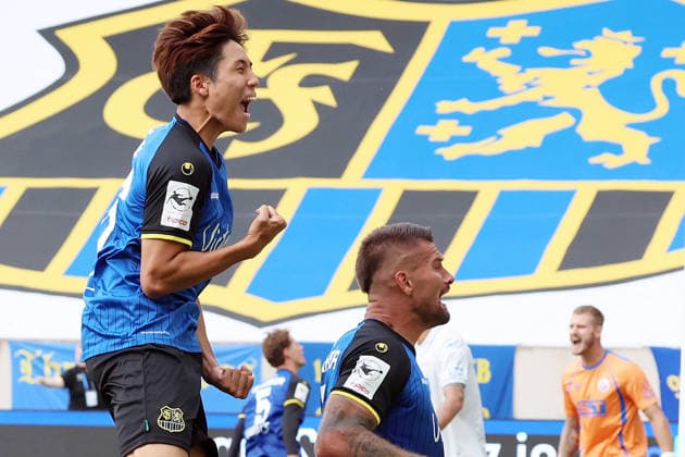 August 30, 2026, xrekx, Soccer 3rd Division, 1 FC Saarbrücken vs. Hansa Rostock: Goal celebration after Seung Joon Lee scored the 1-1 goal for 1 FC Saarbrücken with Kai Brünker (Bruenker), 1 FC Saarbrücken, Saarbrücken