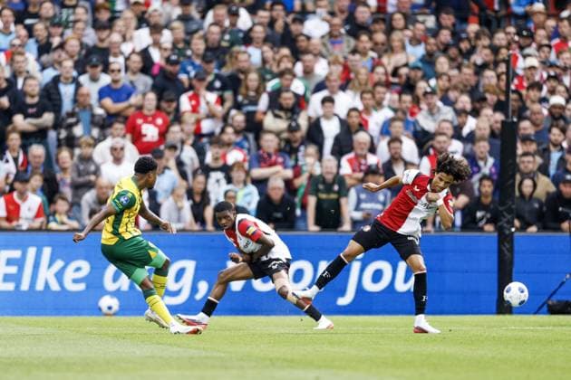 ROTTERDAM - Nigel Thomas of ADO Den Haag (l) scores 0-1, Oussama Targhalline of Feyenoord, Givairo Read of Feyenoord (mr) during the Dutch Eredivisie match between Feyenoord Rotterdam and ADO Den Haag at De Kuip stadium on 30 August 2026 in Rotterdam, the Netherlands. MAURICE VAN STEEN ANP Eredivisie 2026 27 xVIxANPxSportx xxANPxIVx 566593081 originalFilename: 566593081.jpg