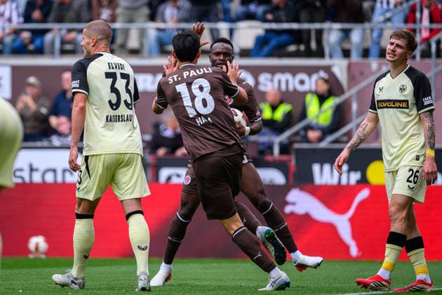 Fußball I Saison 2026-2027 I 2. Bundesliga I 3. Spieltag I FC St. Pauli - 1. FC Kaiserslautern I 30.08.2026 Tor, Abdoulie Ceesay (9, FC St. Pauli) Hamburg Millerntor-Stadion Hamburg Deutschland *** Soccer 2026–2027 Season 2. Bundesliga Matchday 3 FC St. Pauli vs. FC Kaiserslautern August 30, 2026 Goal by Abdoulie Ceesay (9 ), FC St. Pauli, Millerntor Stadium, Hamburg, Germany Copyright: xLobecax xHenningxRohlfsx