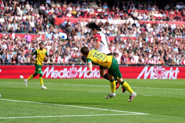 Eredivisie: Feyenoord Rotterdam v ADO Den Haag Rotterdam - Ayase Ueda of Feyenoord Rotterdam wins a header during the fourth competition round of the 2026 2027 Eredivisie season. The match is set between Feyenoord Rotterdam and ADO Den Haag at De Kuip on 30 August 2026 in Rotterdam, The Netherlands. (Hero Images Yannick Verhoeven) Copyright: xYannickxVerhoevenx