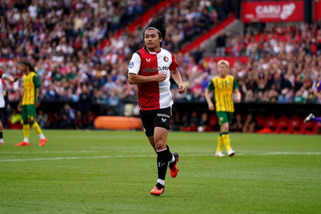 Eredivisie: Feyenoord Rotterdam v ADO Den Haag Rotterdam - Ayase Ueda of Feyenoord Rotterdam looks dejected during the fourth competition round of the 2026 2027 Eredivisie season. The match is set between Feyenoord Rotterdam and ADO Den Haag at De Kuip on 30 August 2026 in Rotterdam, The Netherlands. (Hero Images Danny de Groot) Copyright: xDannyxdexGrootx
