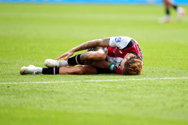 Eredivisie: Feyenoord Rotterdam v ADO Den Haag Rotterdam - Luciano Valente of Feyenoord Rotterdam injured during the fourth competition round of the 2026 2027 Eredivisie season. The match is set between Feyenoord Rotterdam and ADO Den Haag at De Kuip on 30 August 2026 in Rotterdam, The Netherlands. (Hero Images Danny de Groot) Copyright: xDannyxdexGrootx