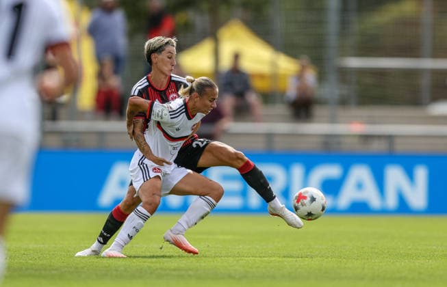 GER, Frankfurt, Eintracht Frankfurt vs 1. FC Nürnberg, Google Pixel Frauen Bundesliga, Fussball, DFB, Spielzeit 2026 2027, Stadion am Brentanobad, 2. Spieltag im Bild v.l.: Sara Doorsoun (Eintracht Frankfurt Frauen 23), Louna Lapassouse (FC Nürnberg Frauen 99) DFB DFL REGULATIONS PROHIBIT ANY USE OF PHOTOGRAPHS AS IMAGE SEQUENCES AND OR QUASI-VIDEO, 30.08.2026 *** GER, Frankfurt, Eintracht Frankfurt vs. 1. FC Nürnberg, Google Pixel Women s Bundesliga, Soccer, DFB, 2026–2027 Season, Stadion am Brentanobad, Matchday 2 in pictures (from left): Sara Doorsoun, Eintracht Frankfurt Women s Team 23, Louna Lapassouse, FC Nürnberg Women ’99. DFB and DFL regulations prohibit any use of photographs as image sequences and or quasi-video. August 30, 2026 Copyright: HMBxMedia HendrikxHamelau