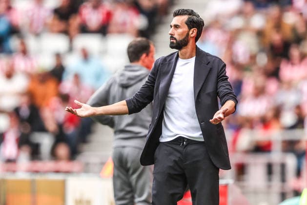 Premier League: Sunderland v Fulham Alvaro Arbeloa manager of Fulham reacts during the Premier League match Sunderland vs Fulham at Stadium Of Light, Sunderland, United Kingdom on 30 August 2026 (Photo by Alfie Cosgrove News Images) Sunderland Stadium Of Light Tyne and Wear United Kingdom Copyright: xAlfiexCosgrove NewsxImagesx