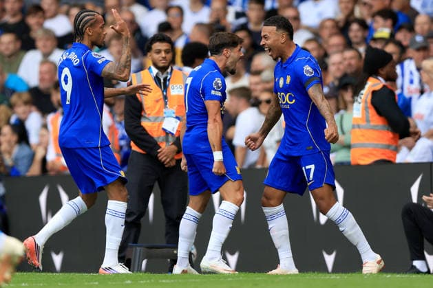 Chelsea FC v Brighton & Hove Albion - Premier League 2026 27 Joao Pedro, Pedro Neto and Morgan Rogers of Chelsea celebrate 2nd goal during the Premier League 2026 27 match between Chelsea FC and Brighton & Hove Albion at Stamford Bridge on August 30, 2026 in London, England. WARNING! This Photograph May Only Be Used For Newspaper And Or Magazine Editorial Purposes. May Not Be Used For Publications Involving 1 player, 1 Club Or 1 Competition Without Written Authorisation From Football DataCo Ltd. For Any Queries, Please Contact Football DataCo Ltd on +44 (0) 207 864 9121 London Stamford Bridge England United Kingdom Copyright: xAllstarxPicturexLibraryxLtdx