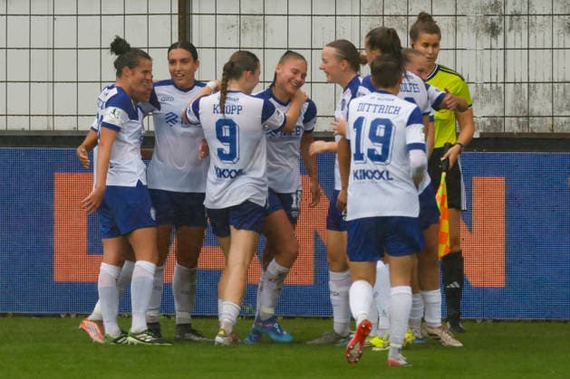 August 30, 2026, Hänsch Arena, Meppen, GER, 2. Bundesliga Women, SV Meppen vs. Eintracht Frankfurt II, Celebration after a goal by Lana Hubbeling, SV Meppen 18. DFL regulations prohibit any use of photographs as image sequences and or quasi-video. Meppen, Lower Saxony, Hänsch Arena