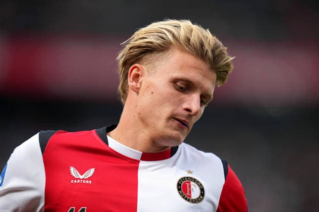 Eredivisie: Feyenoord Rotterdam v ADO Den Haag Rotterdam - Sem Steijn of Feyenoord Rotterdam warms up on the sidelines during the fourth competition round of the 2026 2027 Eredivisie season. The match is set between Feyenoord Rotterdam and ADO Den Haag at De Kuip on 30 August 2026 in Rotterdam, The Netherlands. (Hero Images Yannick Verhoeven) Copyright: xYannickxVerhoevenx
