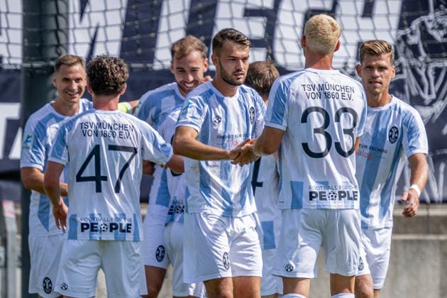 The Munich fans cheer for Michael Eberwein of TSV 1860 Munich, who scored the 1-0 goal on a penalty kick, TSV 1860 Munich vs. TSV Landsberg 1882, Soccer, Bavarian Regional League, Matchday 6, 2026–2027 season, August 30, 2026 DFL DFB regulations prohibit any use of photographs as image sequences and or quasi-video. Photo: HMB Media, Heike Feiner Copyright: HMBxMedia HeikexFeiner