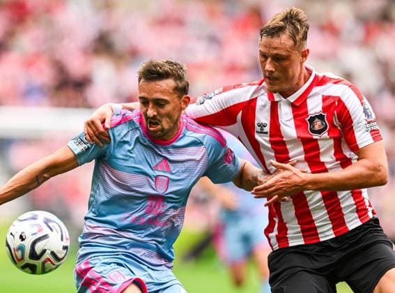 Timothy Castagne of Fulham and Dan Ballard of Sunderland Sunderland v Fulham, Premier League Football, Football, Stadium of Light, Sunderland, UK - 30 Aug 2026Sunderland Stadium of Light United Kingdom EDITORIAL USE ONLY No use with unauthorised audio, video, data, fixture lists, club league logos or live services. Online in-match use limited to 120 images, no video emulation. No use in betting, games or single club league player publications.  Copyright: xGreigxCowie Shutterstockx 17119085by