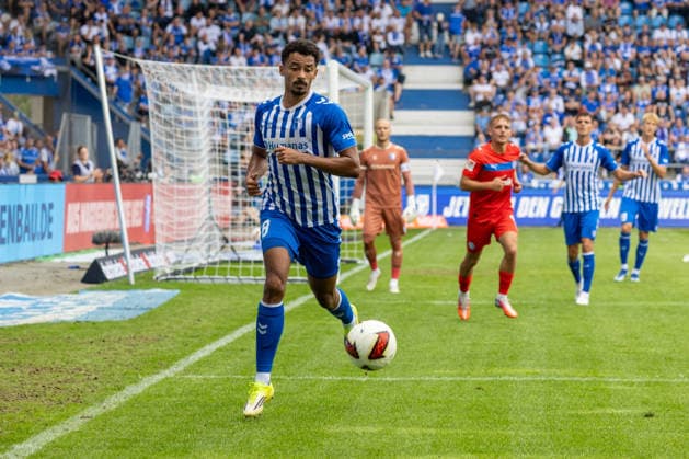 Deutschland: 2.Bundesliga, Saison 2026 2027, 30.08.2026, 3. Spieltag, 1.FC Magdeburg vs Holstein Kiel, Avnet Arena : Guillermo Balzi (Holstein Kiel, 8) am Ball *** Germany 2. Bundesliga, 2026–2027 Season, August 30, 2026, Matchday 3, 1. FC Magdeburg vs. Holstein Kiel, Avnet Arena Guillermo Balzi, Holstein Kiel, 8 am Ball Copyright: xMichellexLukax