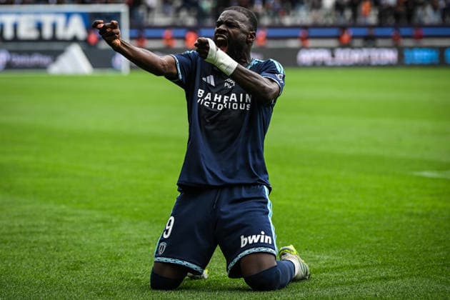 August 30, 2026, Paris, France, France: Lassine SINAYOKO of Paris FC celebrates his goal during the Ligue 1 match between Paris FC and OGC Nice at Jean-Bouin Stadium on August 30, 2026 in Paris, France. Paris FC V OGC Nice - Ligue 1  - ZUMAm308 20260830_zsp_m308_006 Copyright: xMatthieuxMirvillex