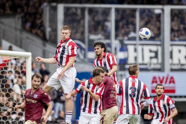 TILBURG - (lr) Devin Haen, Nathan Tjoe-A-On and Finn Stam of Willem II during the Dutch Eredivisie match between Willem II and SC Heerenveen at the Koning Willem II Stadion on 30 August 2026 in Tilburg, the Netherlands. MORITZ MUELLER ANP 2026 27 Eredivisie xVIxANPxSportx xxANPxIVx 566596383 originalFilename: 566596383.jpg