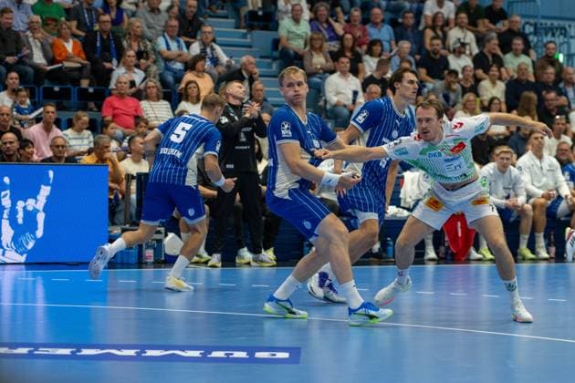 Ellidi Snaer Vidarsson, pivot, VfL Gummersbach; Felix Claar, backcourt, SC Magdeburg; Tilen Kodrin, wing, VfL Gummersbach 5; VfL Gummersbach vs. SC Magdeburg, Opel Handball Bundesliga, Men s Division; Matchday 1, August 30, 2026, Gummersbach, North Rhine-Westphalia, Germany Copyright: xkolbert-press MartinxWdziecznyx