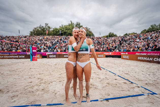 Beachvolleyball Frauen Deuschte Meisterschaft Finale German Beach Championship 30.08.2026 v.l. Sandra Ittlinger und Kim van de Velde gewinnen das Finale und sind Deutsche Meisterinnen Dortmund Revierpark Wischlingen Nordrhein-Westfalen Deutschland *** Women s Beach Volleyball German Championship Final German Beach Championship August 30, 2026: Sandra Ittlinger and Kim van de Velde win the final and are crowned German champions in Dortmund, Revierpark Wischlingen, North Rhine-Westphalia, Germany