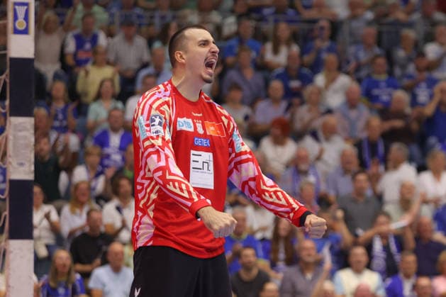 August 30, 2026, xtgx, Opel HBL Handball, VfL Gummersbach vs. SC Magdeburg emspor, from left: Matej Mandic (Magdeburg), 12 celebrating a saved shot, blocked, saved, Gummersbach goalkeeper