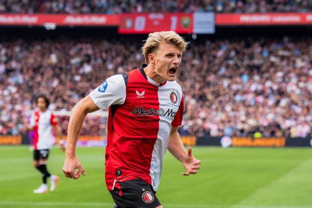 ROTTERDAM , 30-08-2026 , Stadium feijenoord De Kuip , season 2025 2026 , Dutch Eredivisie football , match between Feyenoord and ADO Den Haag , picture shows Feyenoord player Sem Steijn Feyenoord - ADO  x206246462x Copyright: