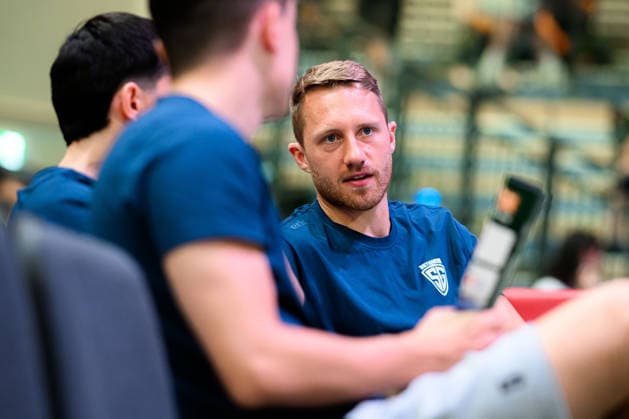 Wetzlar HBL 26 27 HSG Wetzlar SG BBM Bietigheim Newcomer Lukas Wucherpfennig Bietigheim will have to watch from the sidelines in the season opener Wetzlar Buderus Arena Germany
