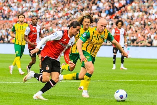 ROTTERDAM , 30-08-2026. Stadion de Kuip , season 2026 2027 , Dutch Eredivisie Football , match between Feyenoord and ADO Den Haag , picture shows, Anis Hadj Moussa, Illaijh de Ruijter and Evan Rottier Feyenoord - ADO  x206246618x Copyright: