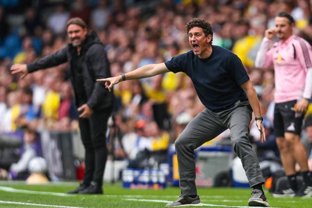 Leeds United v Brentford, Premier League Brentford Manager Keith Andrews & Leeds United Manager Daniel Farke reacts during the Leeds United v Brentford Premier League match at Elland Road, Leeds, England on 30 August 2026 Credit: Lee Keuneke Every Second Media Editorial use only. All images are copyright Every Second Media Limited. No images may be reproduced without prior permission. All rights reserved. Premier League and Football League images are subject to licensing agreements with Football DataCo Limited. see https: www.football-dataco.com Copyright: xIMAGO EveryxSecondxMediax ESM-2124-0080 LeexKeunekex xEveryxSecondxMediax