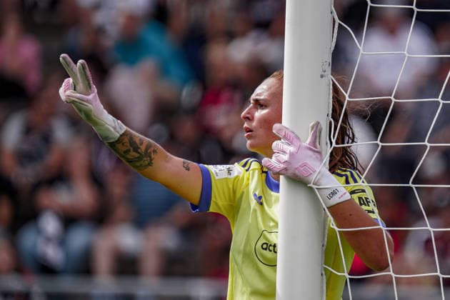 Deutschland: Fussball Saison 2026 2027 , Google Pixel Frauen-Bundesliga , 2. Spieltag , Eintracht Frankfurt Frauen vs. 1. FC Nürnberg Frauen - Stadion am Brentanobad (Frankfurt am Main) : Lourdes Romero (1. FC Nürnberg Frauen, 1) Geste, Gestik, Emotion Frankfurt am Main Stadion am Brentanobad Deutschland Germany *** Germany Soccer Season 2026–2027, Google Pixel Women s Bundesliga, Matchday 2, Eintracht Frankfurt Women vs. 1. FC Nürnberg Women, Stadion am Brentanobad, Frankfurt am Main, Lourdes Romero, 1. FC Nürnberg Women, 1 gesture, body language, emotion, Frankfurt am Main, Stadion am Brentanobad, Germany Copyright: xBennetxLongx